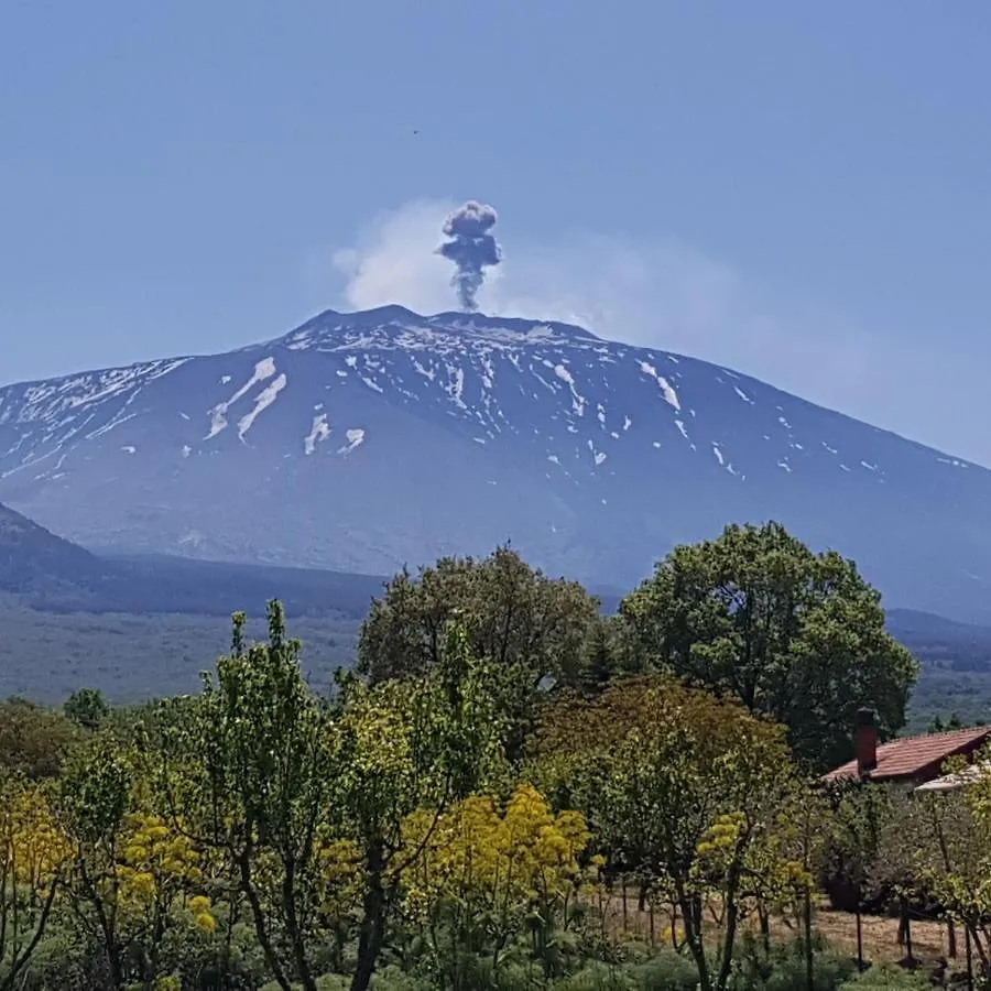 Maletto Etna, Salvia E Rosmarino 빌라
